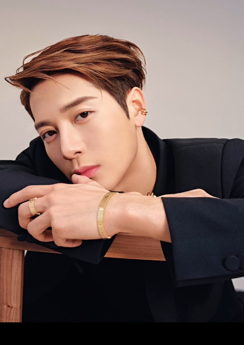 王嘉尔 x Cartier Love Unlimited 帅！ 