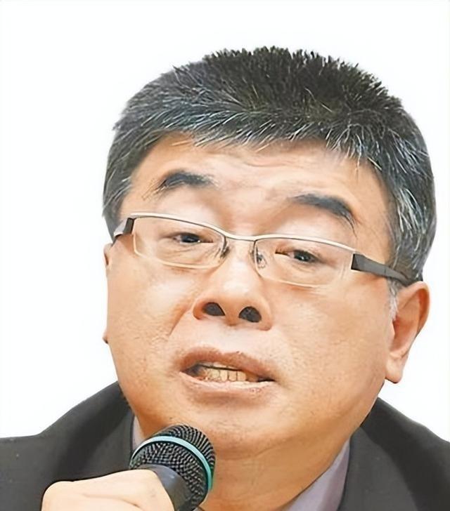 李敖之子李勘直言：大陆网民误以为邱毅在台湾很有影响力！真实情况让人大跌眼镜，邱毅