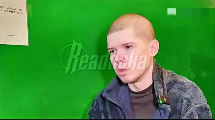 “最重要的是，你恢复了理智”——父母与被俘释放的亚速士兵见面的镜头，以及这位父亲