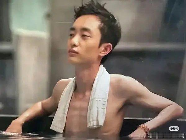 白宇帆这身材不知道现在好了吗 很久没看到他作品了 ​​​