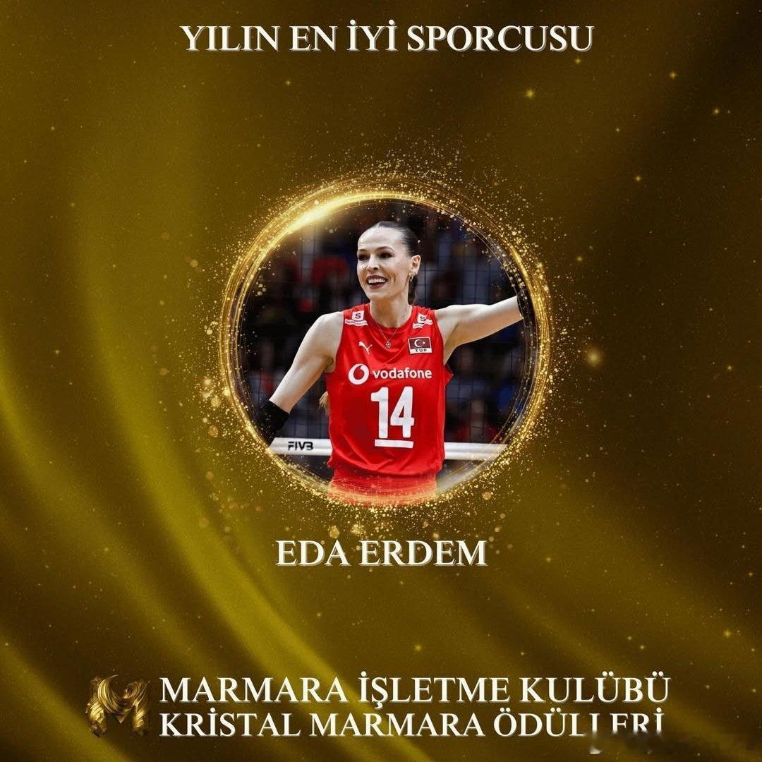 ⚡️ 克里斯塔尔·马尔马拉奖⭐️ 年度最佳运动员：艾达·埃尔德姆 