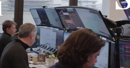 高盛为全体员工推出AI助手 已有近万名员工在使用