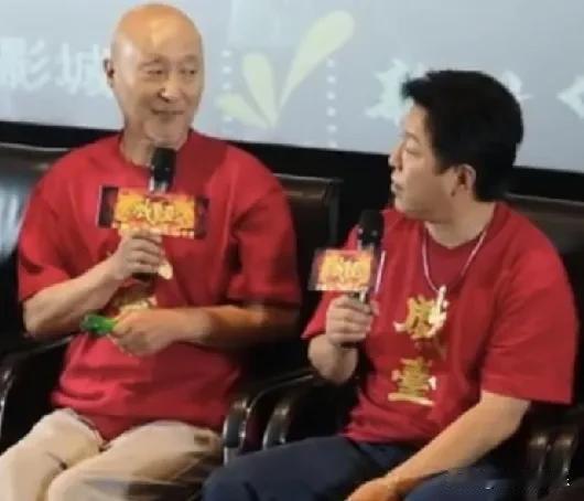 7月8日，陈佩斯、黄渤等携电影《戏台》现身成都路演。路演现场，陈佩斯幽默调侃自己