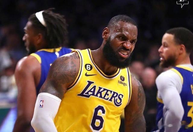 詹姆斯如果再获一个冠军，他能超越乔丹吗？

谁能想到，湖人居然4-2淘汰了金州勇