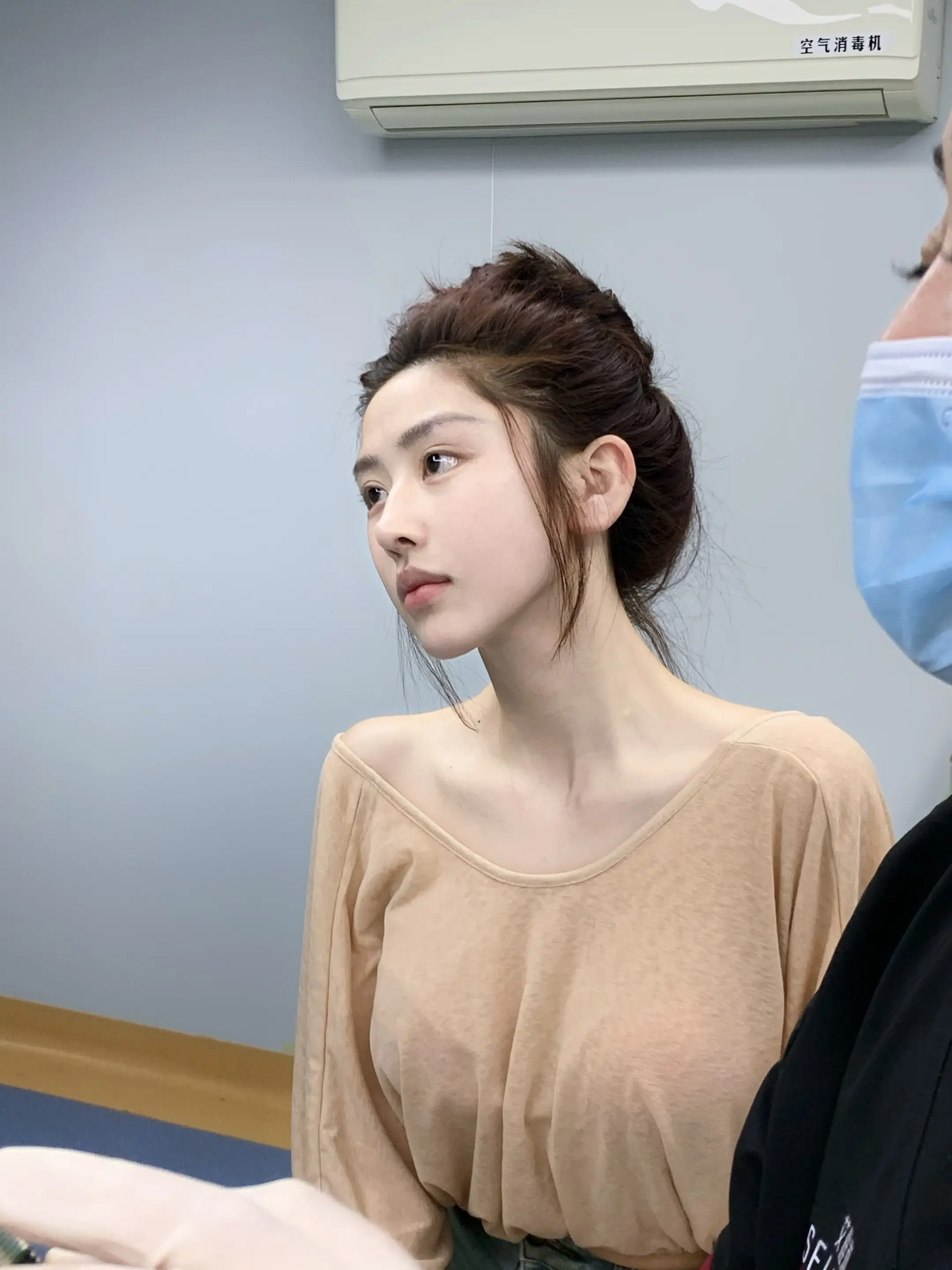 我说我不知道怎么长大了  但身边人告诉我你要长大 我说：我知道了 希望...