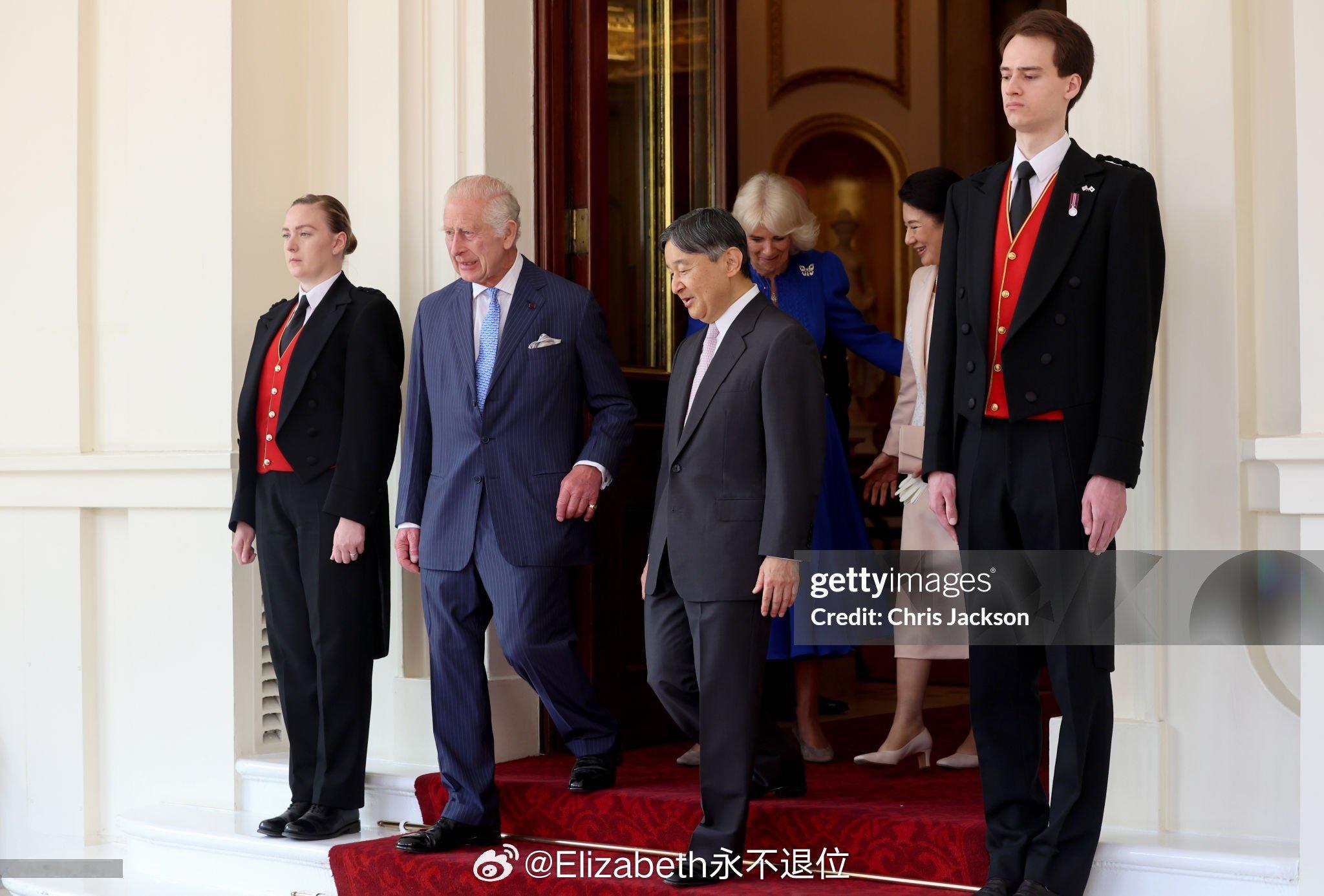 #新闻#6月27日，国王和王后在白金汉宫与德仁天皇和雅子皇后话别。 ​​​