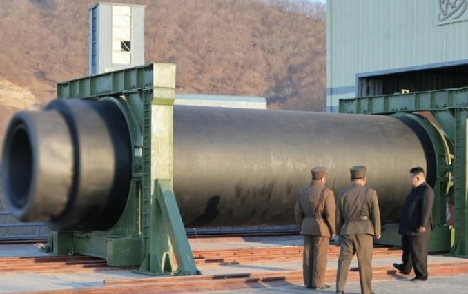 这个是大炮的炮管吗？好大的炮呀！