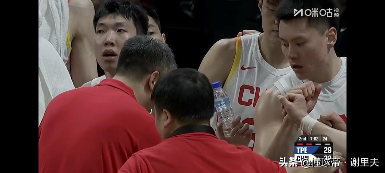 郭士强玩的就是心跳，打省队最后防守才上强度，赢就行，张镇麟看到了吧，他的队友李弘