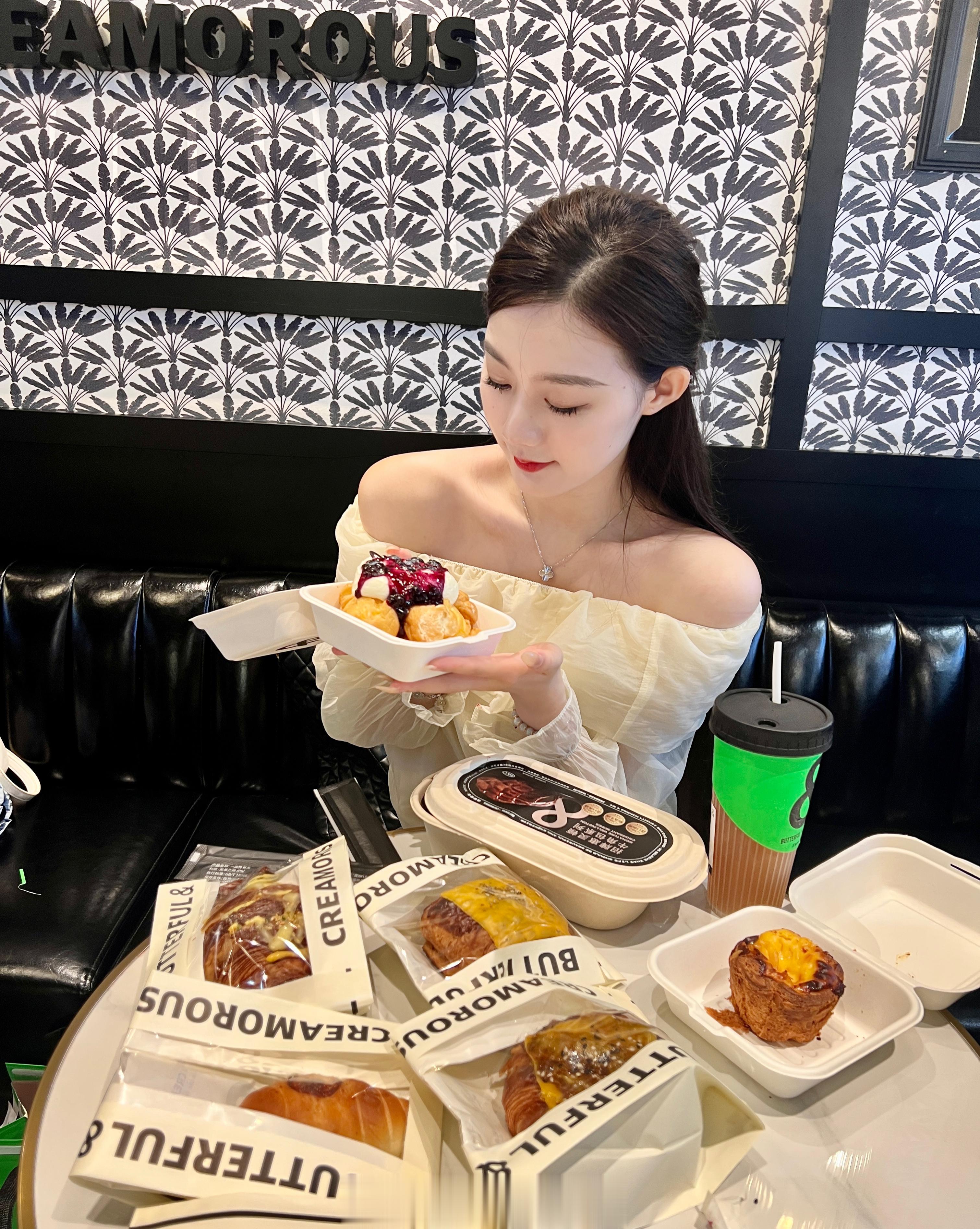 昨日🧩我是🧀🥨🥐🌭疯狂忠实粉🧏🏻‍♀️  ​​​