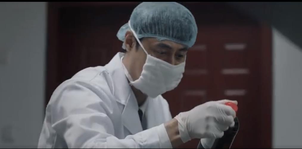《我是刑警》前5集的秦川是个人才，后来就成了人精！
后来的几个案件，根本看不出秦