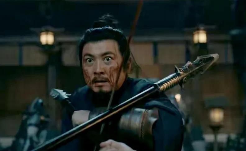 别再吹《大宋宫词》里钱弘俶是啥少年英主了，他明明就是个杀疯了的疯批！
当着满朝文