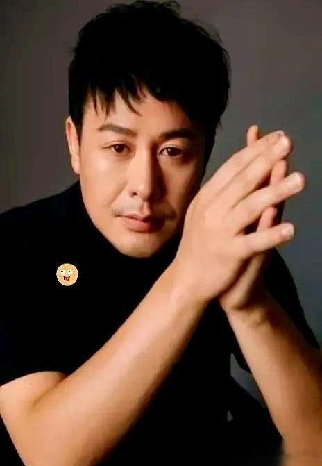 网传那场针对张颂文的“内娱绞杀战”，终于有了一个打脸所有人的结局。 半年前，热搜