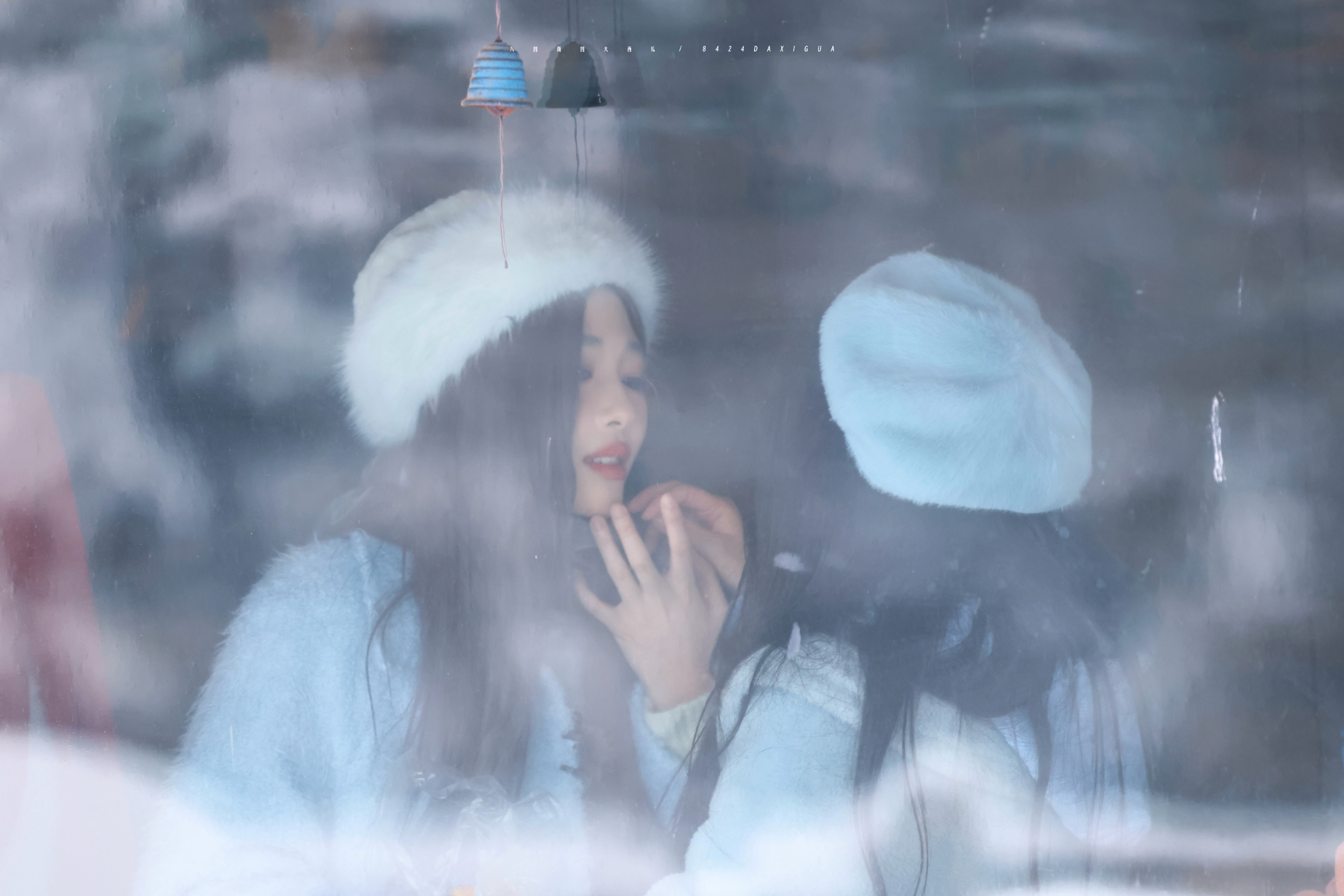 比起台前万众瞩目，我更偏爱私底下，只属于诗情画奕的浪漫。 ​​​