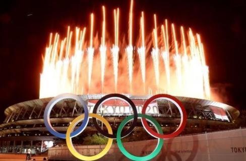 真把中国当冤大头了？
国际奥委会终身名誉主席巴赫，最近在接受采访时公开表示：“中