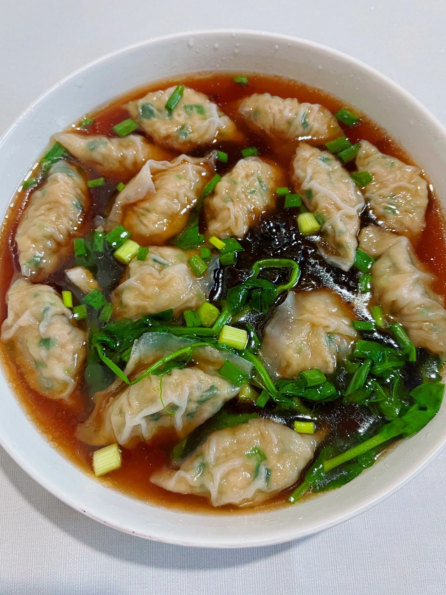 今天吃什么？味道特鲜的豌豆尖紫菜鱼饺🤤~