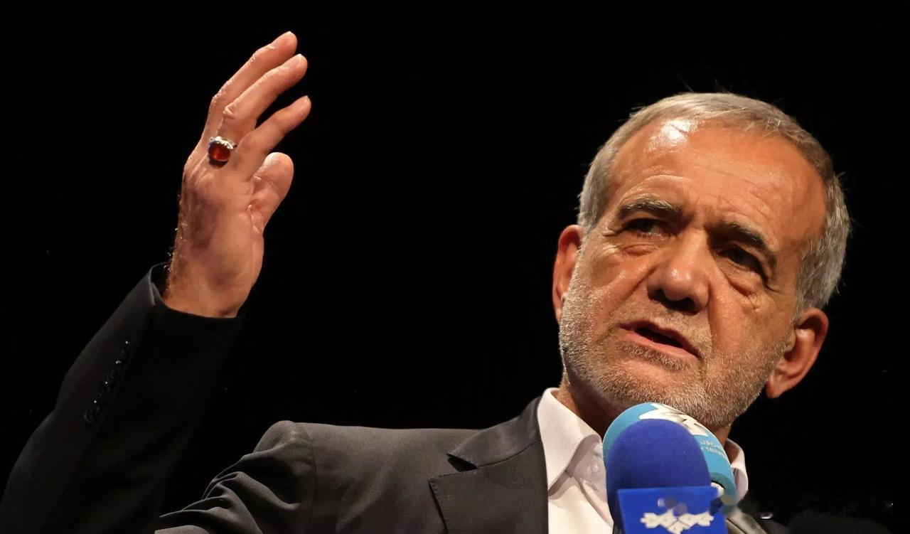 伊朗总统佩泽希齐扬发誓为拉里贾尼复仇
德黑兰已证实拉里贾尼为国捐躯，然而英雄的血