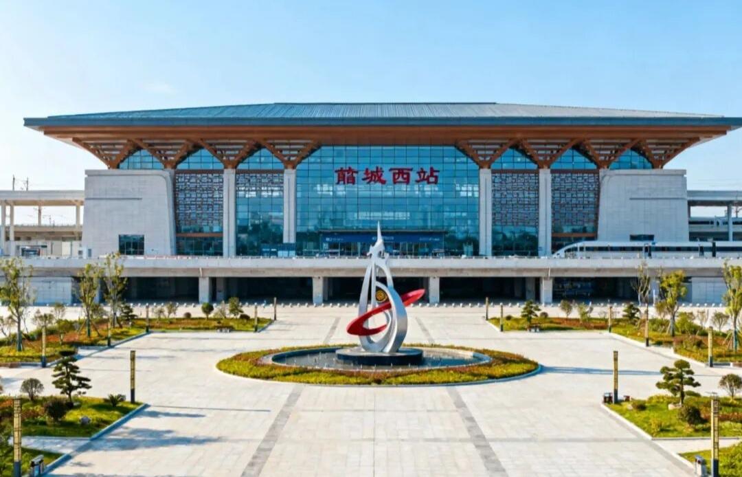 说起湖北的铁路格局，大家眼里基本只有武汉、襄阳、宜昌，很少有人会留意鄂东的麻城。