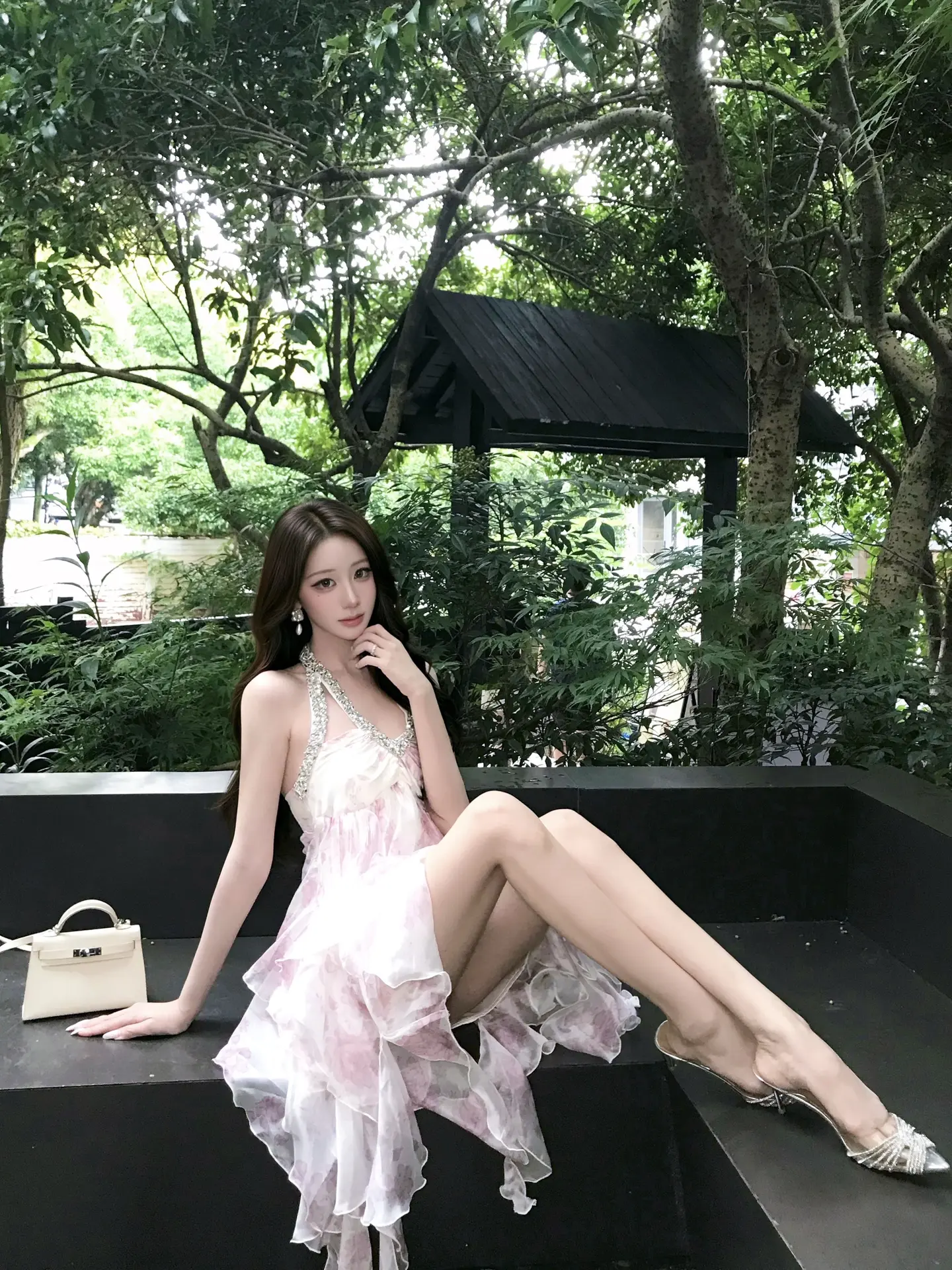 你说爱我 我考考你 我手腕的痣在哪只手。