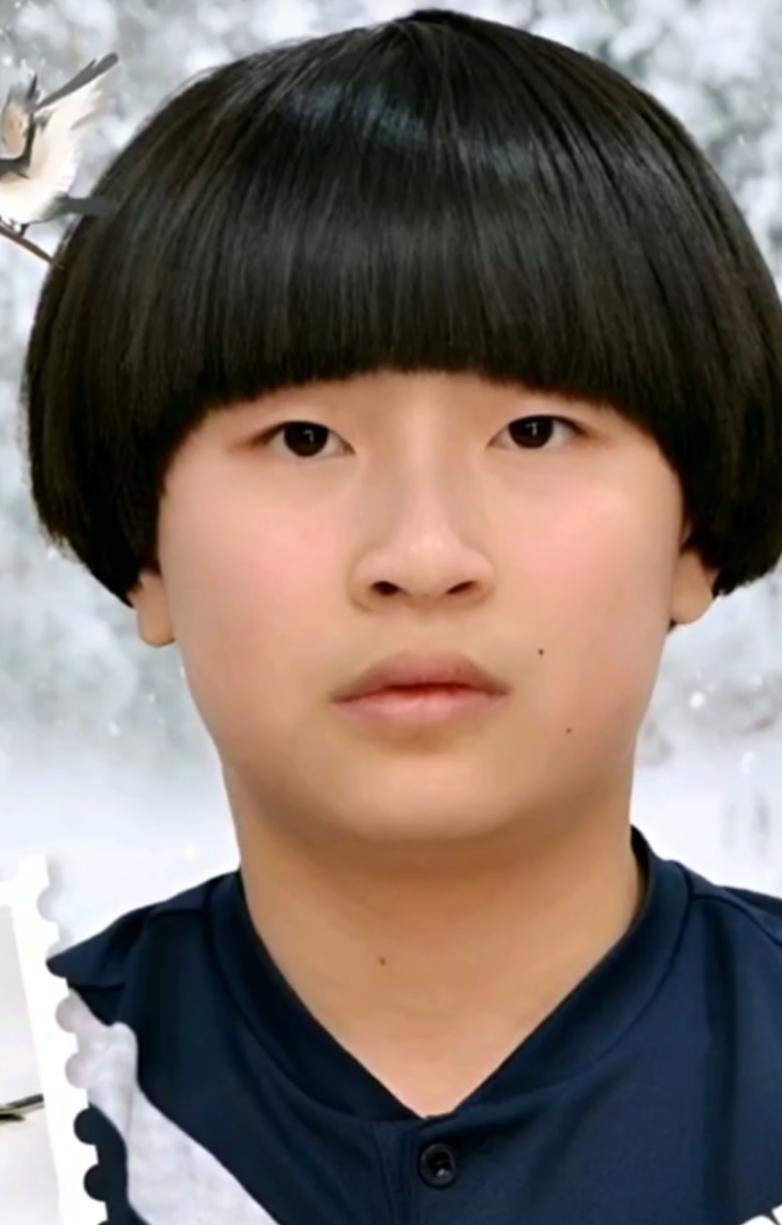 覃予萱太可惜了，居然1-3输给日本名将伊藤美诚。


有网友表示：伊藤本身就是一