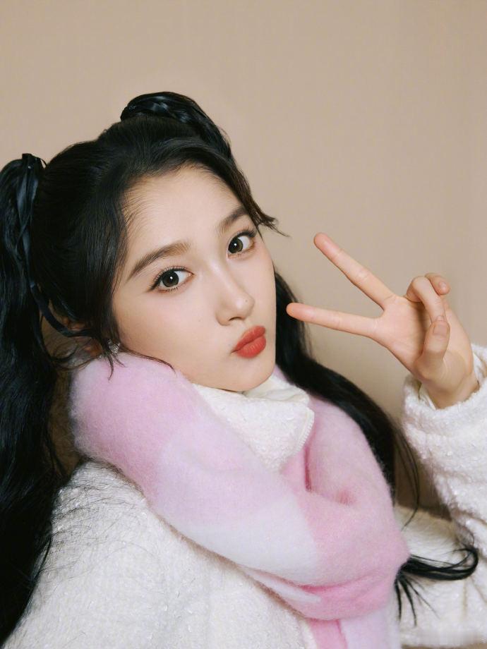 关晓彤总台跨年出图关晓彤总台跨年造型 关晓彤总台跨年造型，出图啦！期待今晚舞台 