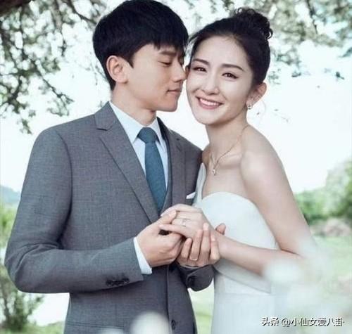 张杰永远不会离婚的
原因很简单
不是他的老婆多有钱
而是因为张杰他的爱太拿的出手