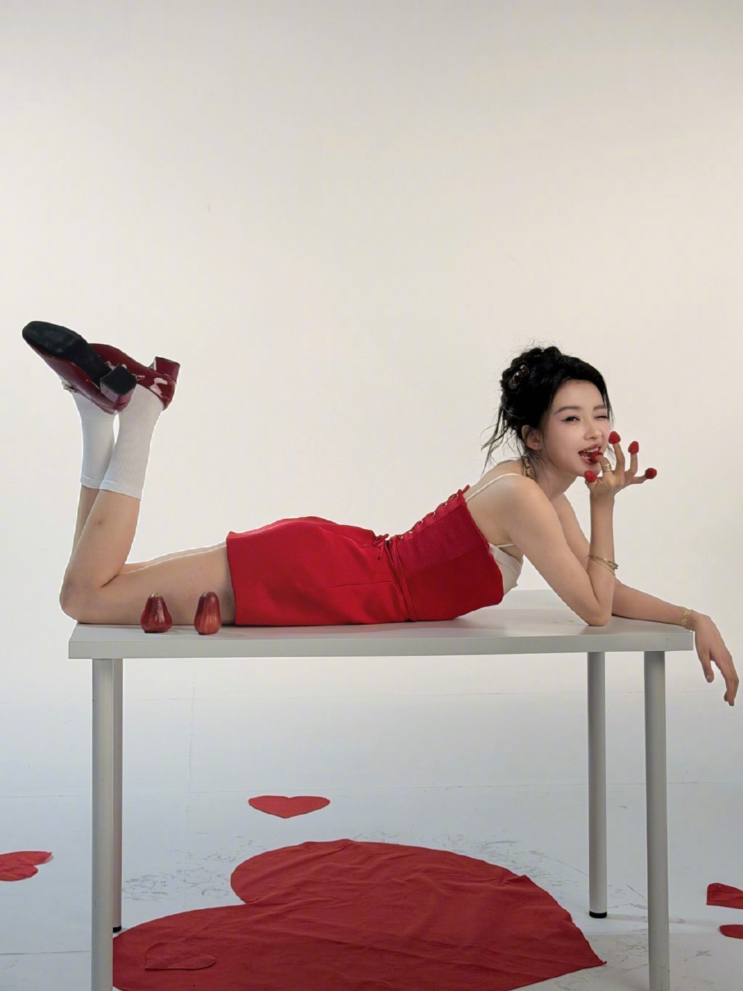 孙怡孙怡状态好好完全真人芭比来的！期待晚上七点和姐姐见面啦！期待期待