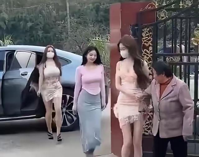 年底了，很多姑娘纷纷提前回家，又要安排相亲了。
看看又有那些冤大头能相中几个？