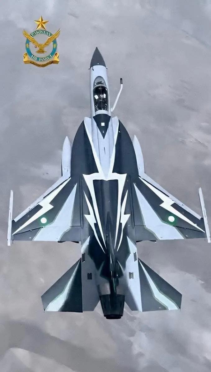 巴基斯坦空军JF-17C“雷电”（即JF-17 Block3/FC-1“枭龙”第