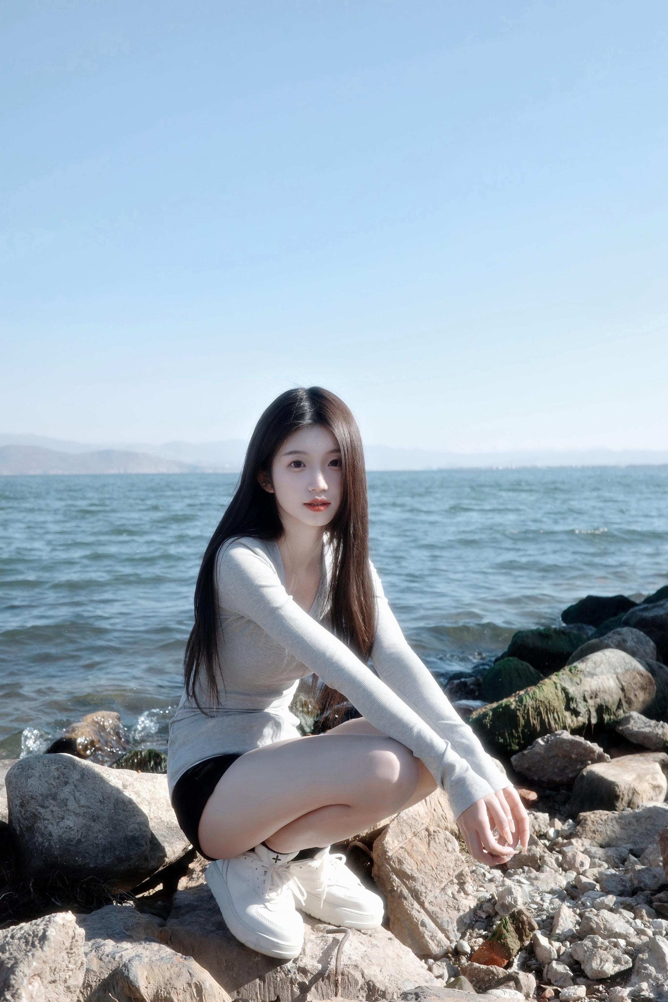 吹洱海边的风。