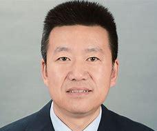 1985年，老山战场上，杨启良歼敌18人，转业后却遭地方恶霸刁难，他冷脸道：“我