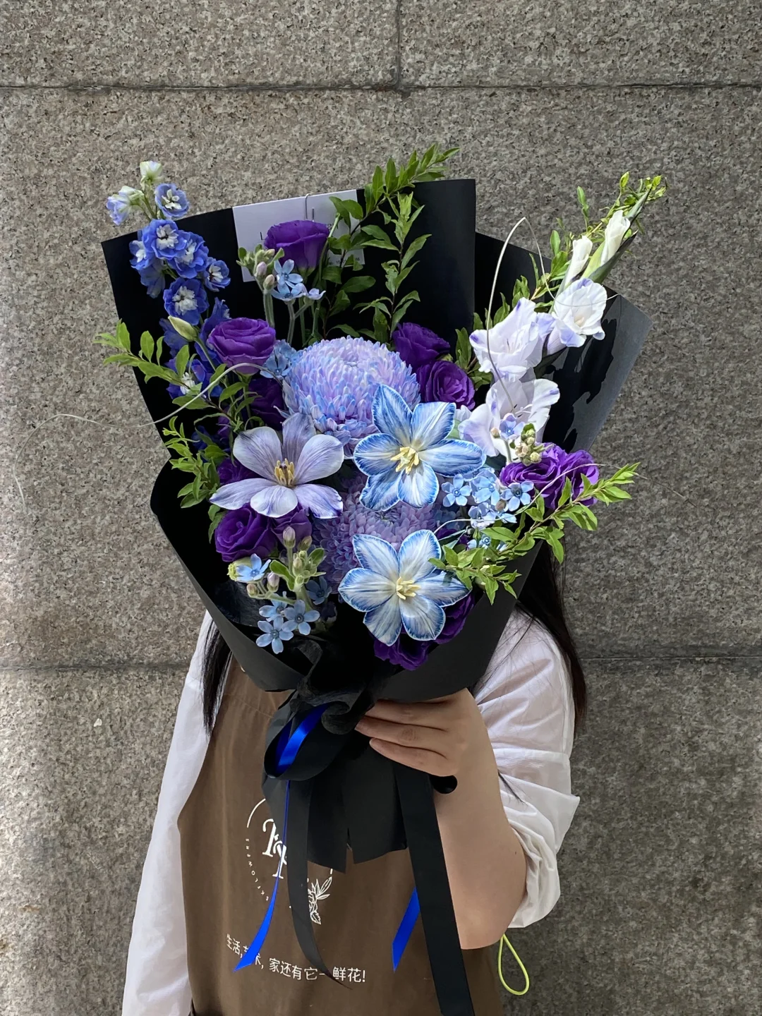 送往中国传媒大学的蓝紫花束💐｜北京花店