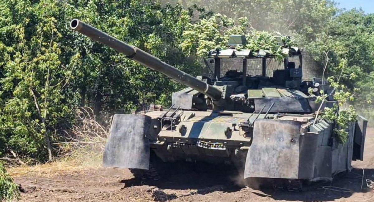 俄称装备主动防护的T-72 B3 A坦克将开赴前线！

T-72 B3 A坦克装