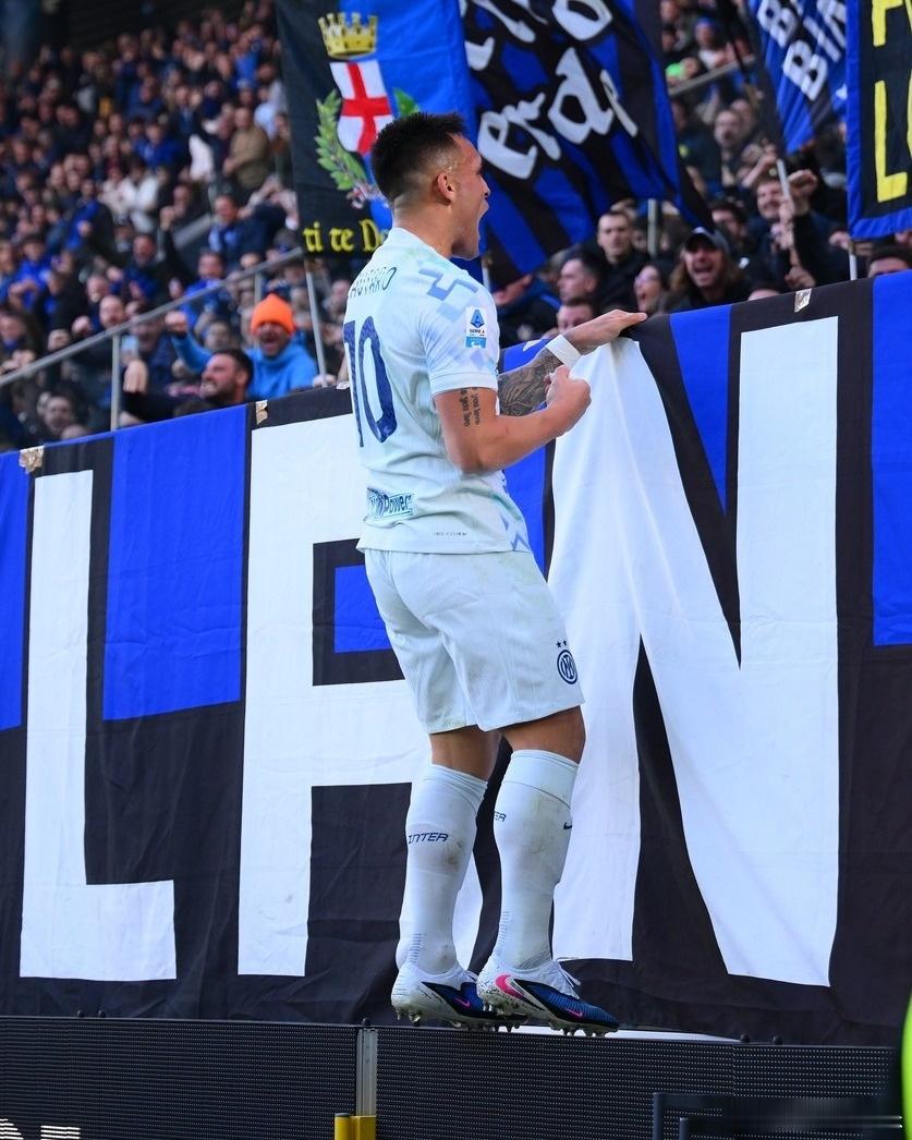 劳塔罗攻入171粒进球追平博宁塞尼亚，加冕国际米兰射手榜第三名！💙🖤🔥国际