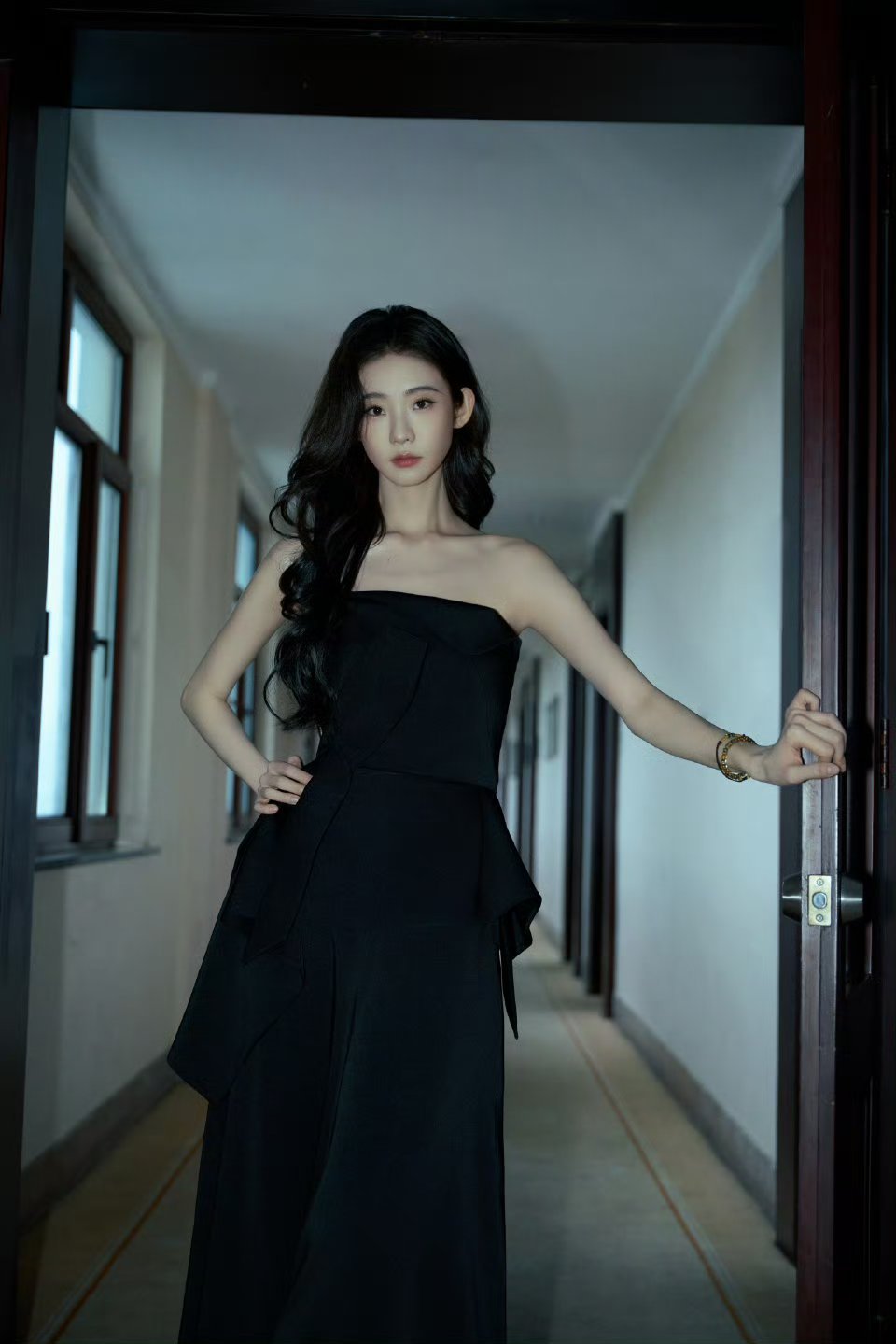 张艺凡电影101金库张艺凡张艺凡张艺凡