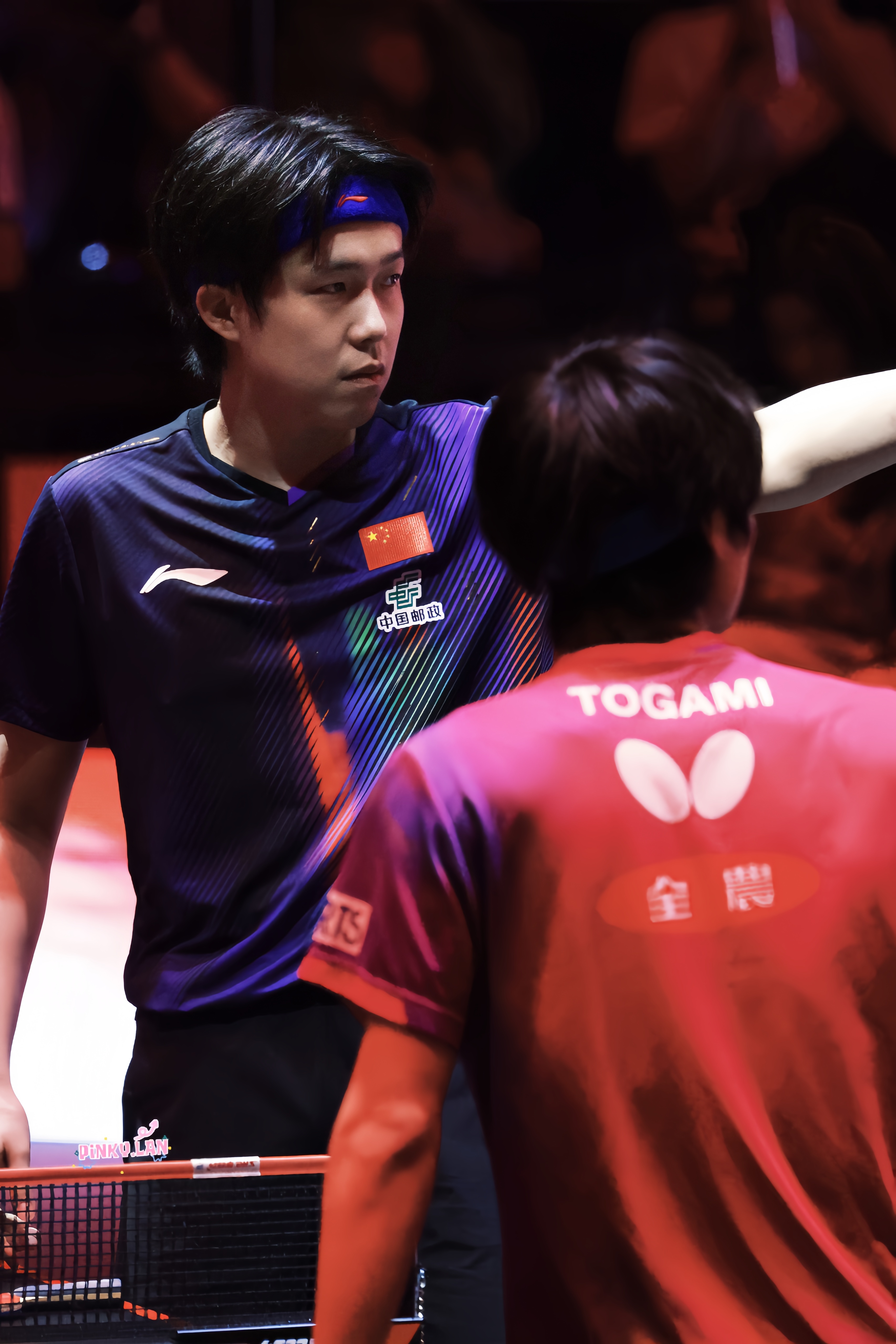 只管相機焦段………真正的現場秩序就不作為…… 