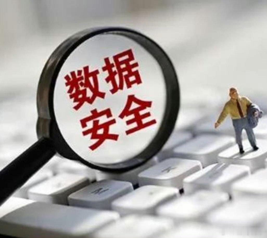 但斌：AI应能大涨10年，不需顾虑短期泡沫，而要全力以赴。未来，人工智能一定是主