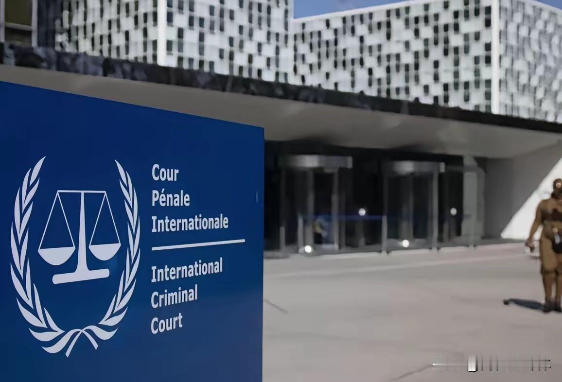 杜特尔特表态愿意回国出庭，马科斯全盘计划落空，菲律宾政坛局势逆转
 
81岁的杜