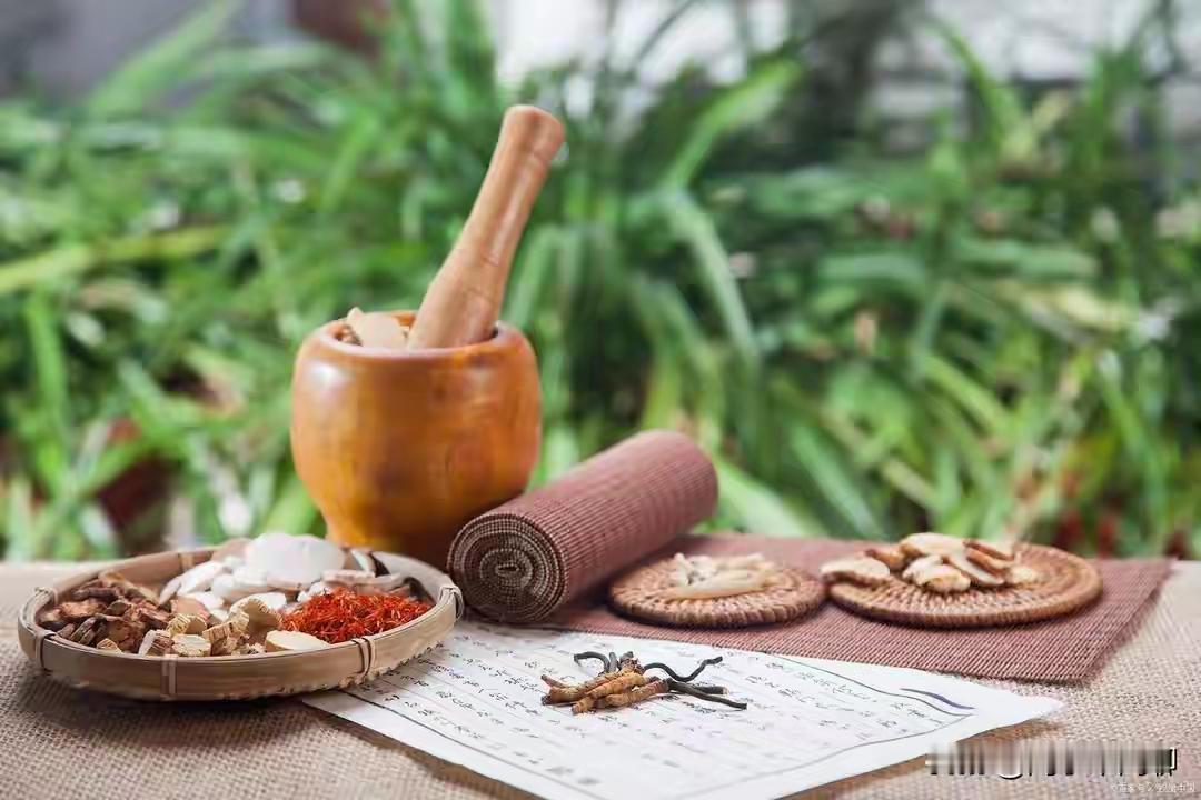 央视曝光黑中医馆骗局央视曝光黑中医馆骗局大快人心！这些骗子玷污了中医的名声，坑害