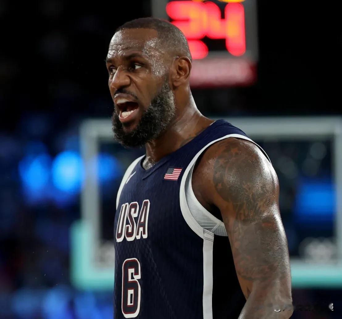 每四年勒布朗詹姆斯都势不可挡

2012 年：NBA 总冠军 + 奥运金牌
20