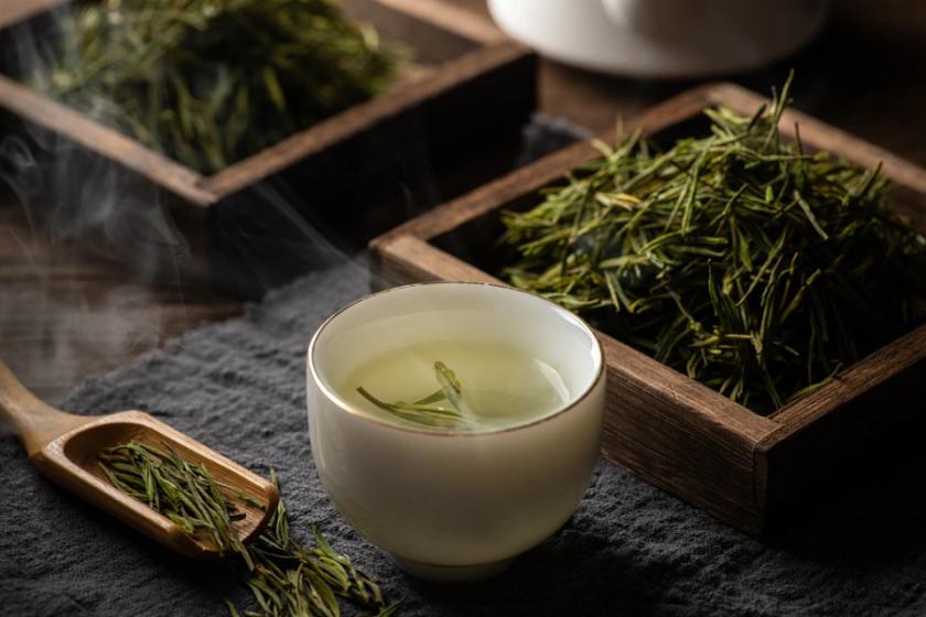 爱喝绿茶的人，可能真的更长寿！

最新一项针对4.2万人的大型研究，追踪随访长达