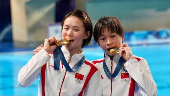 那些骂全红婵训练松懈、准备退役的人，现在脸疼吗？长高15厘米，增重13公斤，还要