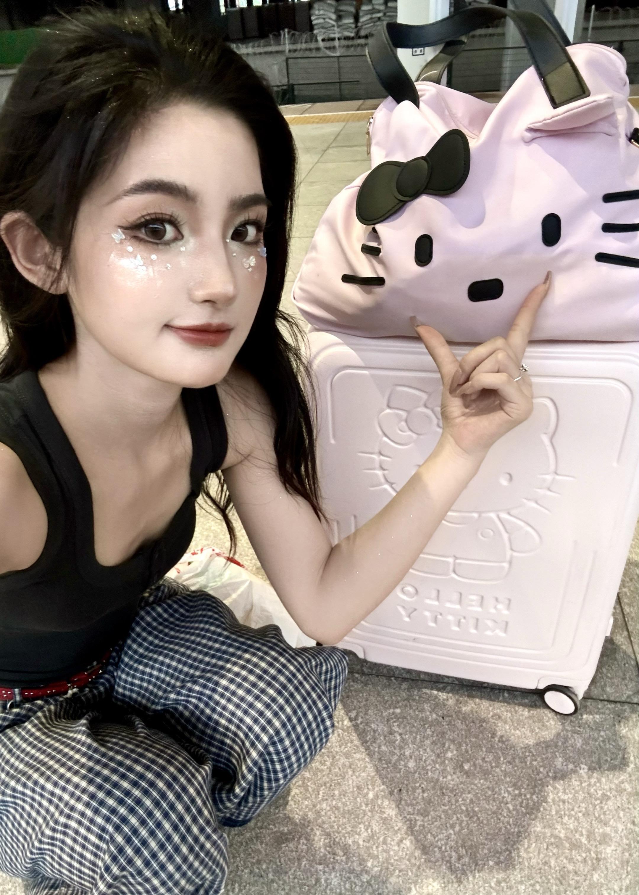 一个喜欢赶高铁的KT