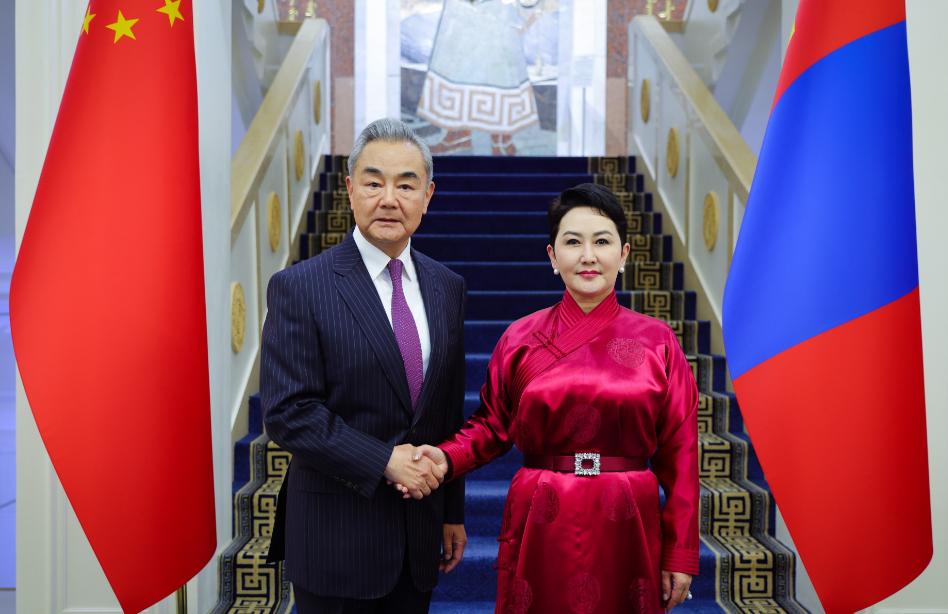 中国和蒙古国谈妥了。

据新华社 6 月 13 日发自乌兰巴托的权威消息，当天蒙