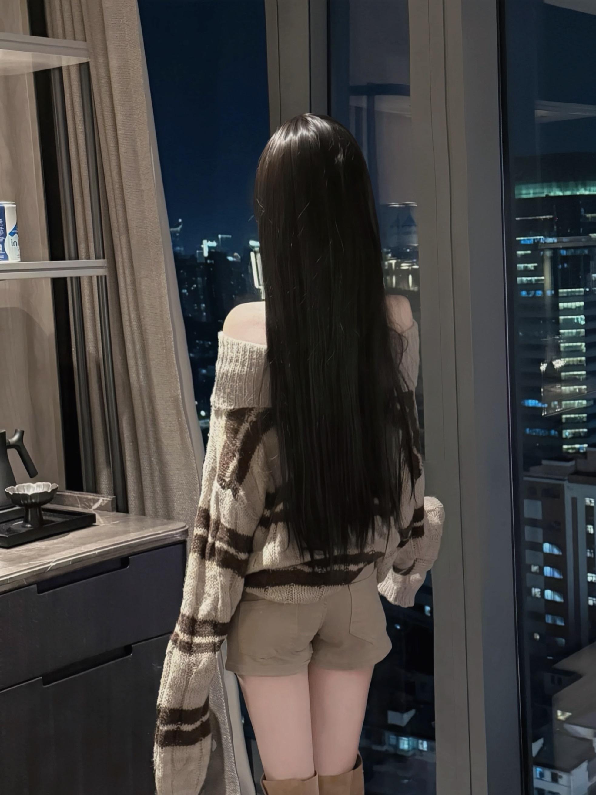 只怕幸福眼看完整 我的心却早已冰冷