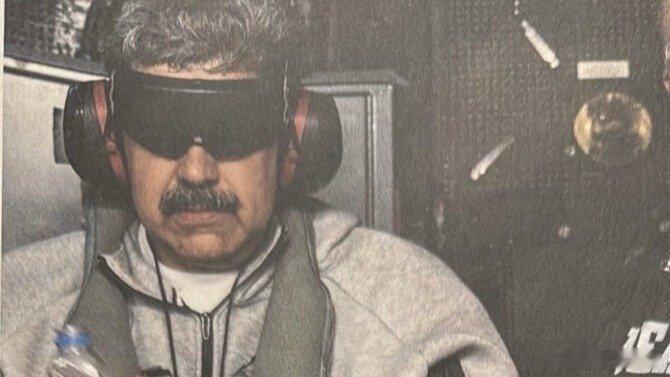 凤凰新闻【5小时、20个基地、150架飞机…美军披露强掳马杜罗全过程】新华社华盛