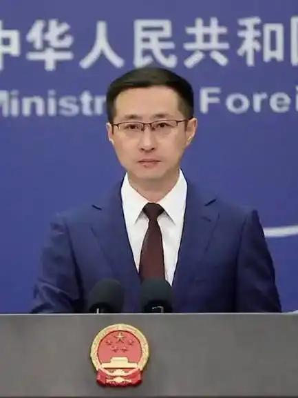 就在刚刚，

中国外交部发布声明，

3月16日，针对特朗普称，如果中国不在霍尔