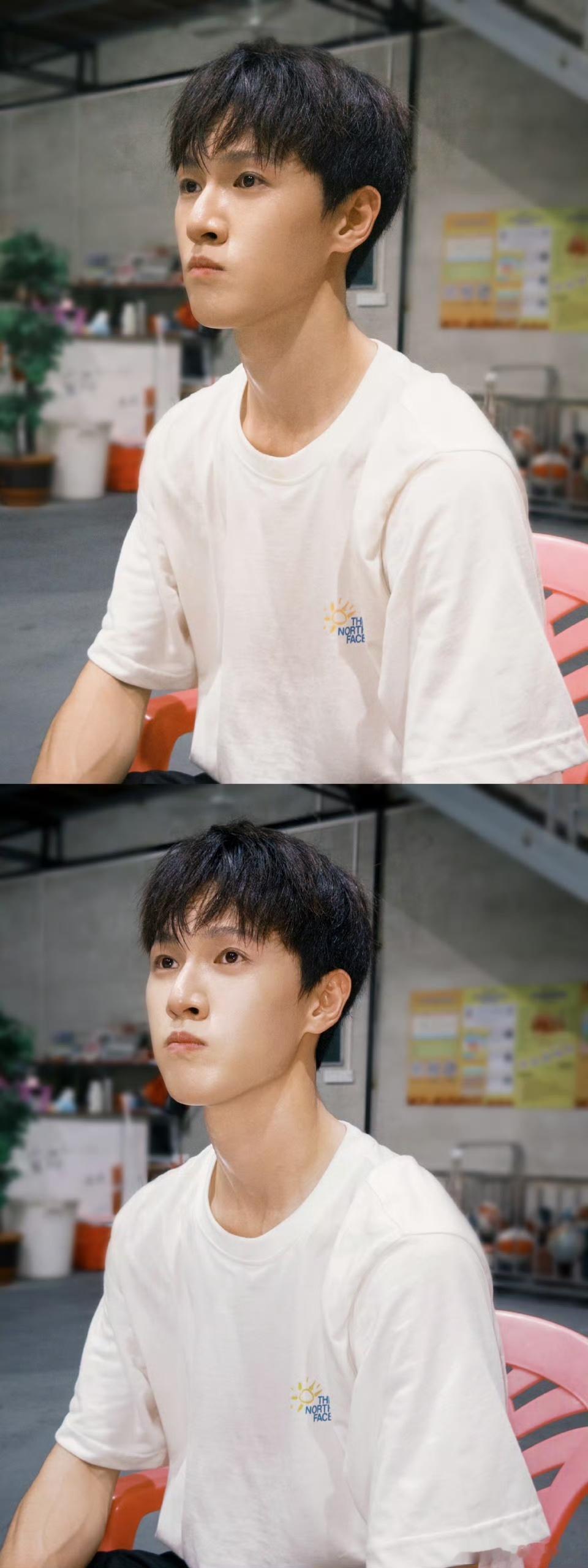 娱乐[超话]李昀锐和10月告别李昀锐告别10月李昀锐告别10月~特别帅特别老公！