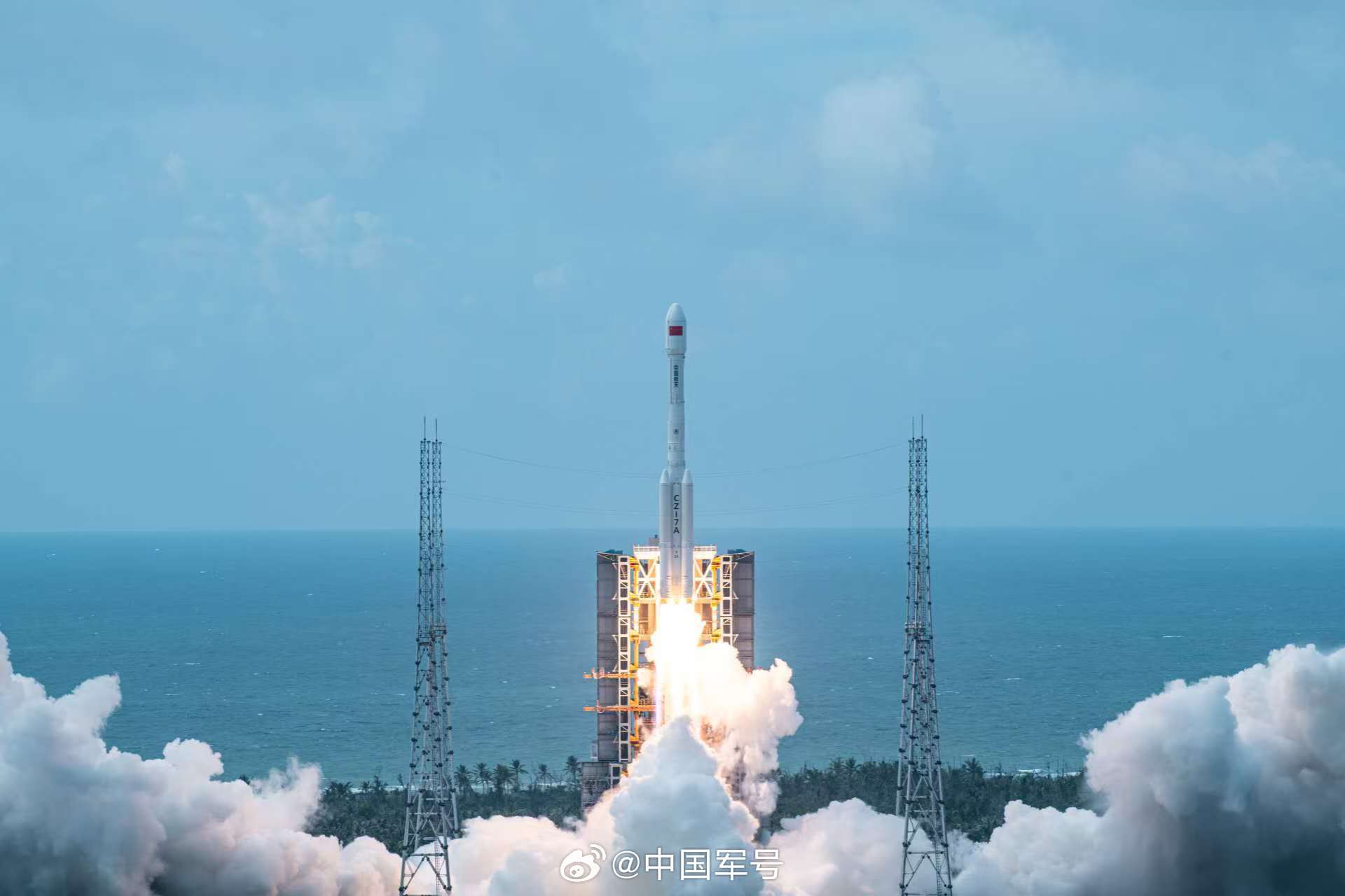 【遥感四十五号卫星发射成功】9月9日10时00分，我国在文昌航天发射场使用长征七