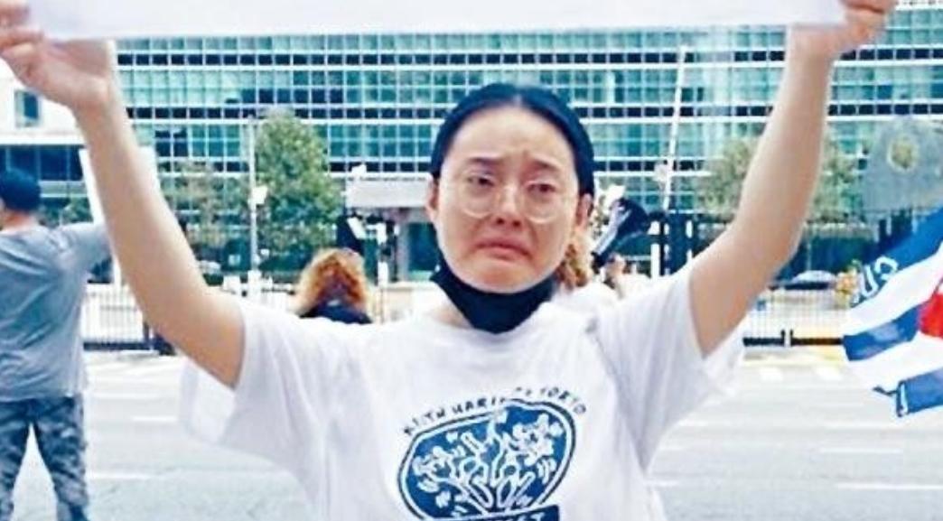 两名华人曾以“杰出人才”移民美国，现面临遣返回国，公民身份被撤销！这对华人夫妇的