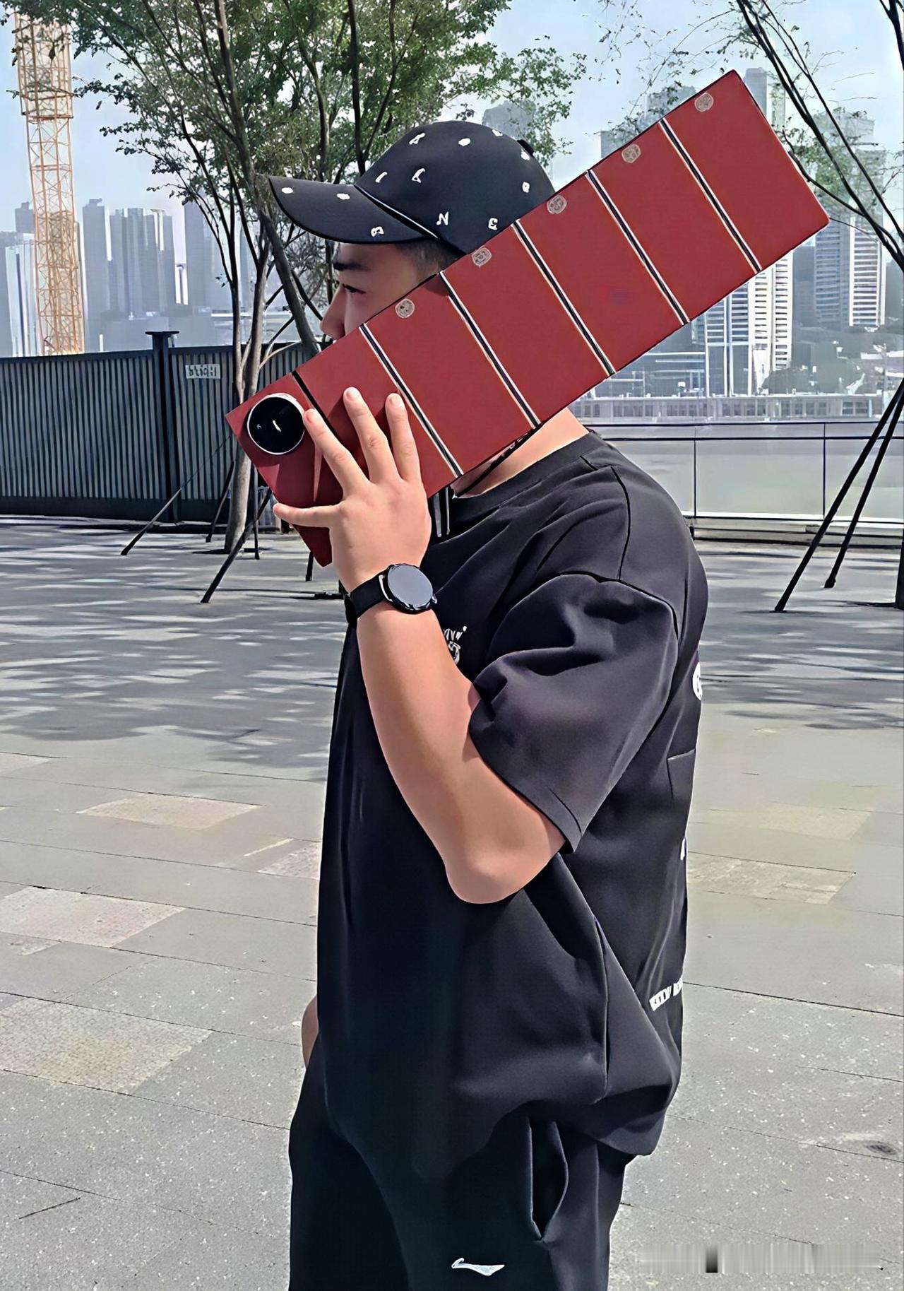 房子大小要看个人的经济条件，经济条件好，可以住大房子。经济条件不允许，就住个小房
